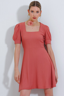 Kadın Gül Kurusu Kare Yaka Örme Mini Elbise 