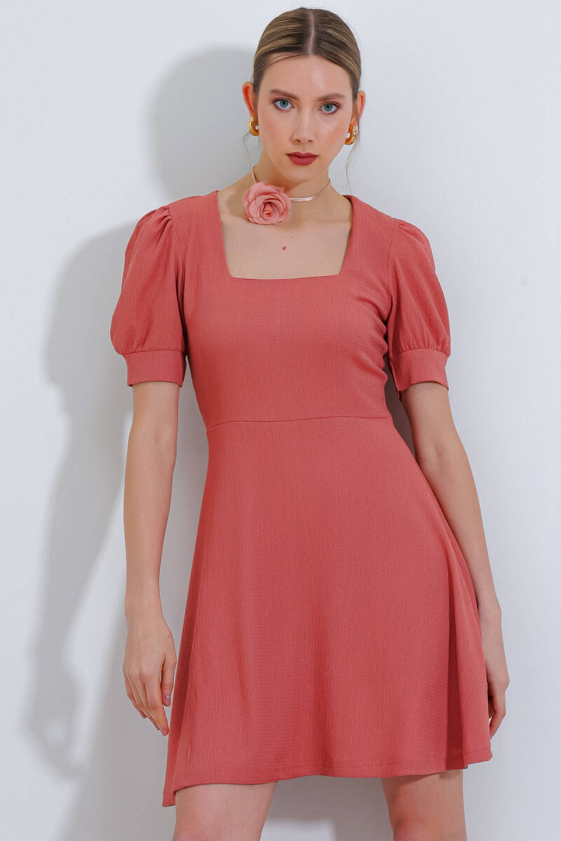 Kadın Gül Kurusu Kare Yaka Örme Mini Elbise - BİGDART