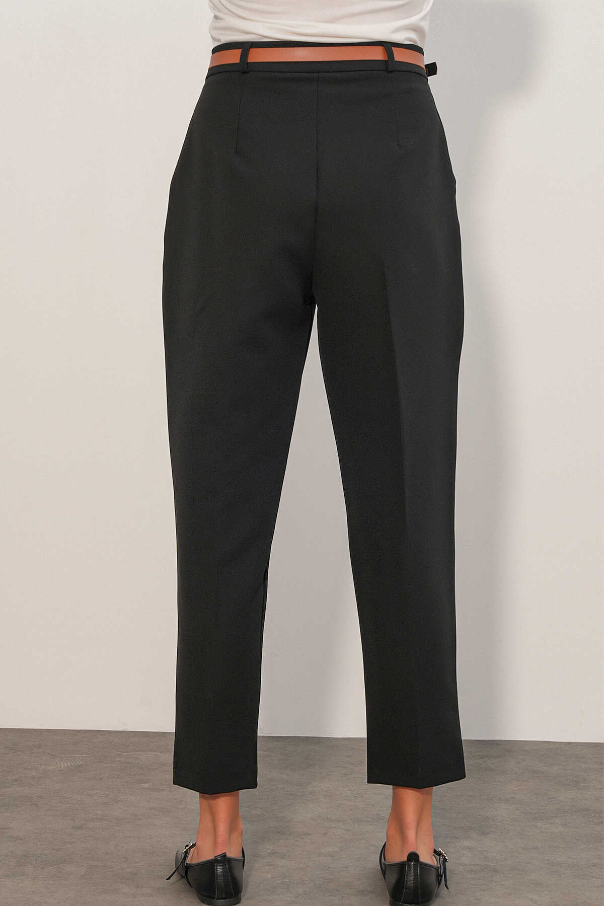 Kadın Kemerli Kumaş Pantolon 30136 - Siyah - 6