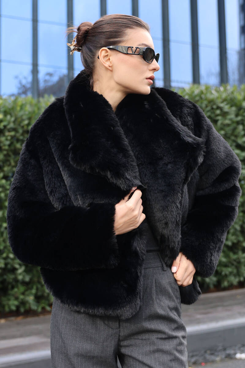 Kadın Kış Tatil Kombin Önerileri