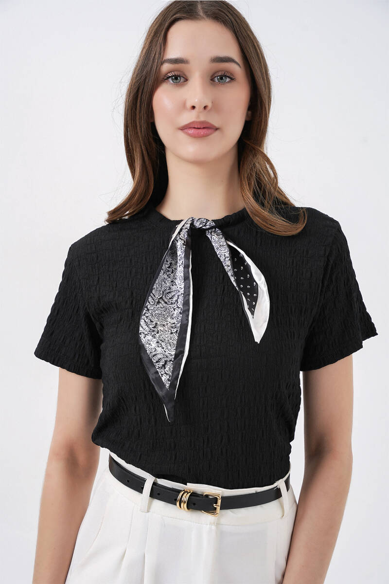 Kadın Kısa Kol Fularlı Örme Bluz 981 - Siyah - BİGDART