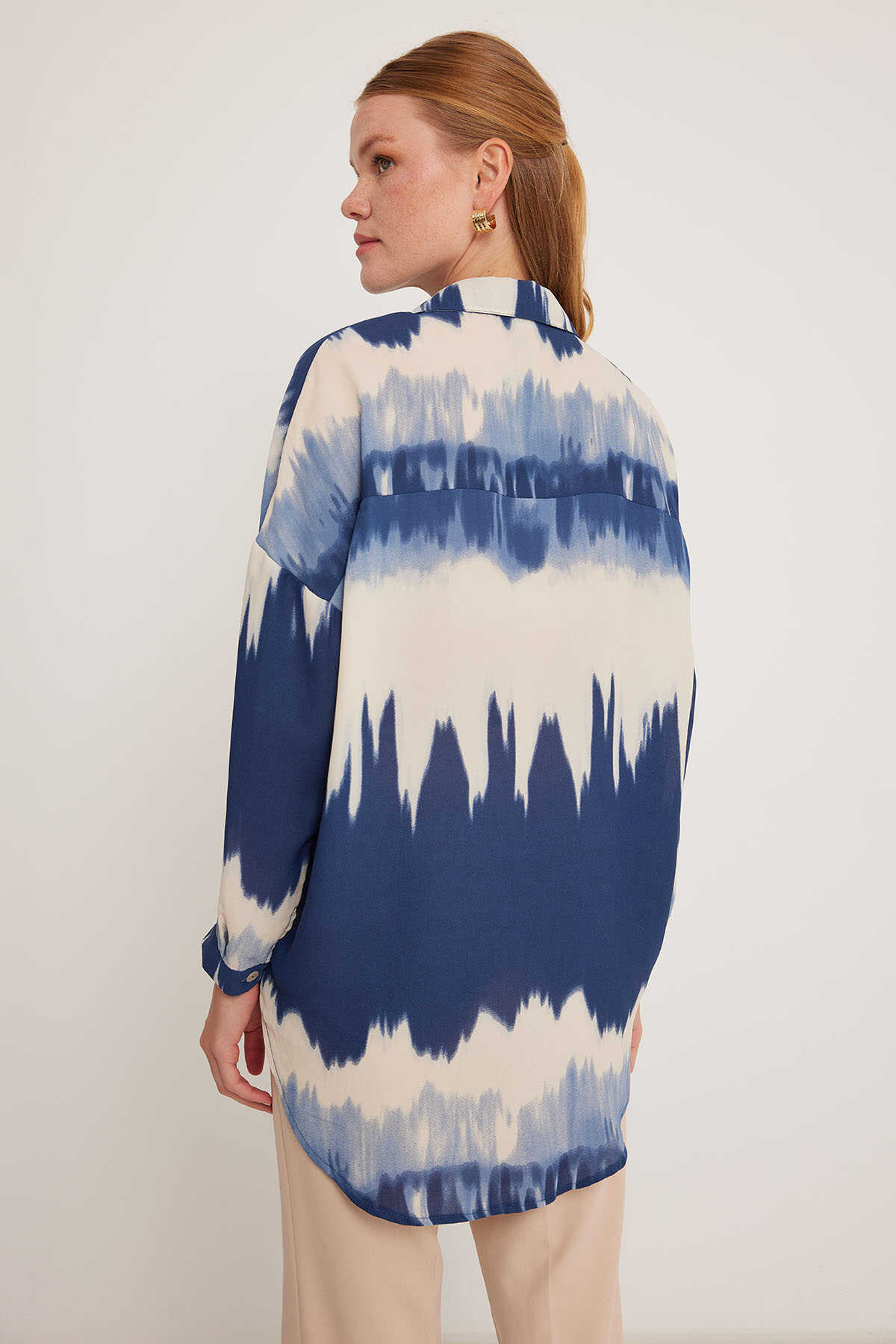 Kadın Lacivert Krem Desenli Oversize Gömlek 5923 - 5