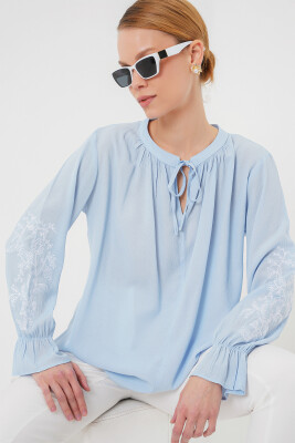 Kadın Nakışlı Örme Bluz 941 - Mavi 