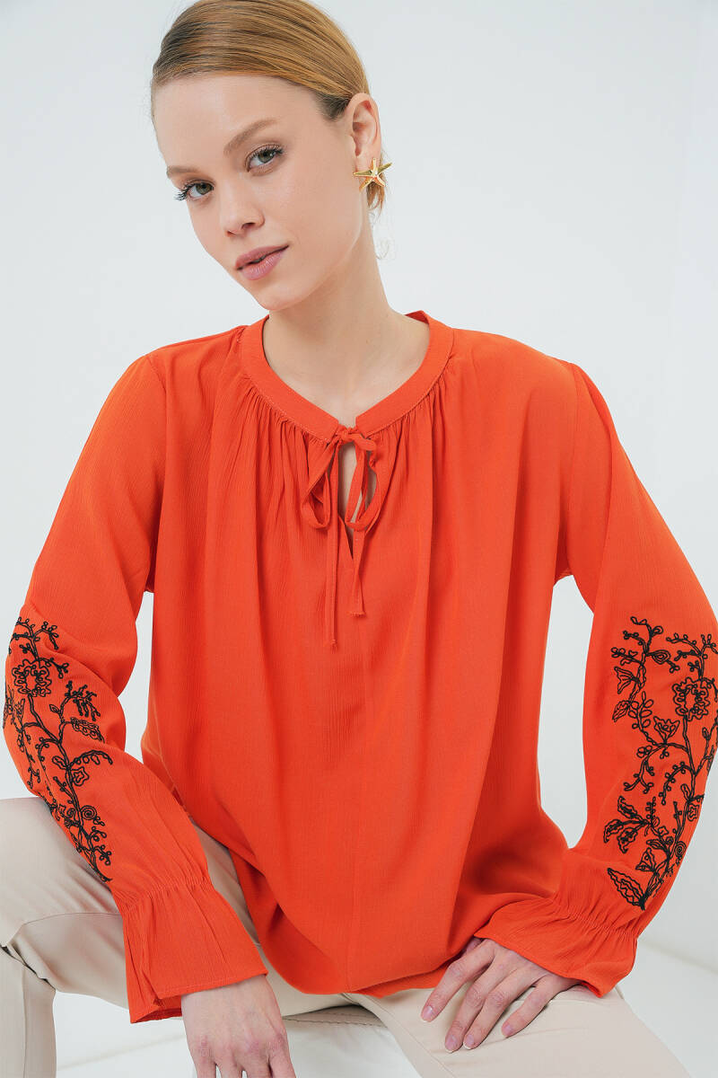Kadın Nakışlı Örme Bluz 941 - Turuncu - BİGDART