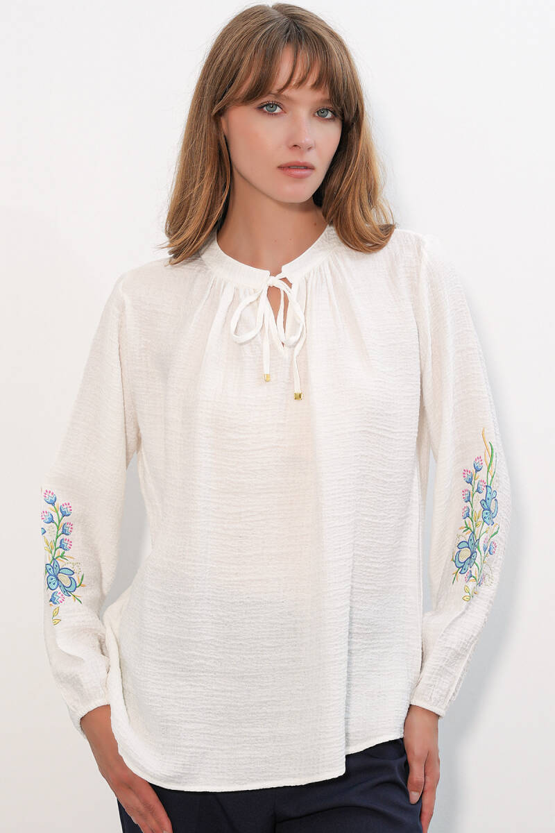 Kadın Nakışlı Oversize Bluz 1000 - Beyaz - BİGDART
