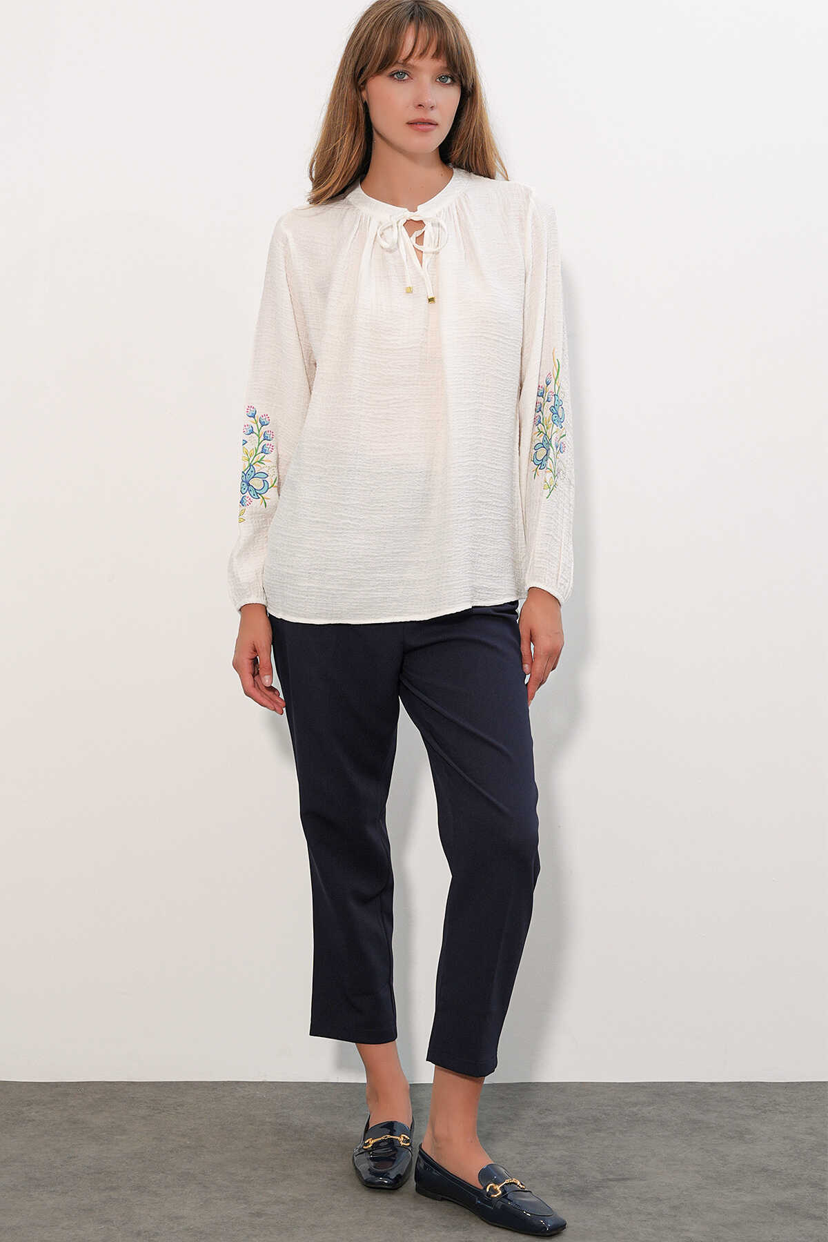 Kadın Nakışlı Oversize Bluz 1000 - Beyaz - 2