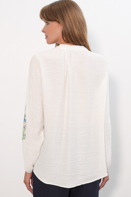 Kadın Nakışlı Oversize Bluz 1000 - Beyaz - 6