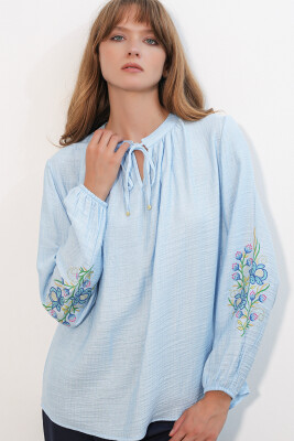 Kadın Nakışlı Oversize Bluz 1000 - Mavi - 3