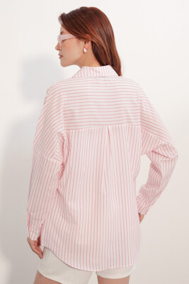 Kadın Oversize Çizgili Gömlek 20412 - Pembe - 6