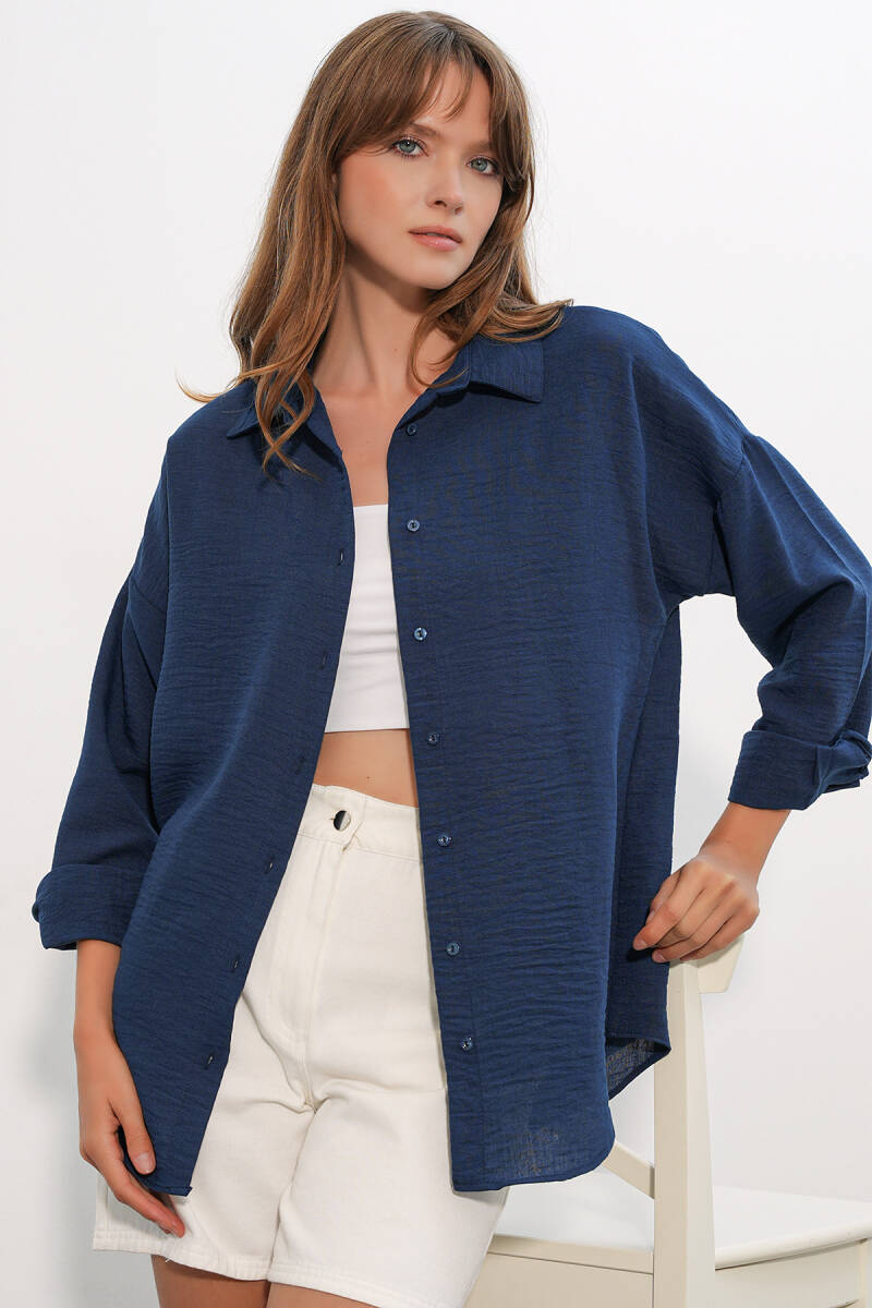 Kadın Oversize Keten Gömlek 20338 - Lacivert - BİGDART