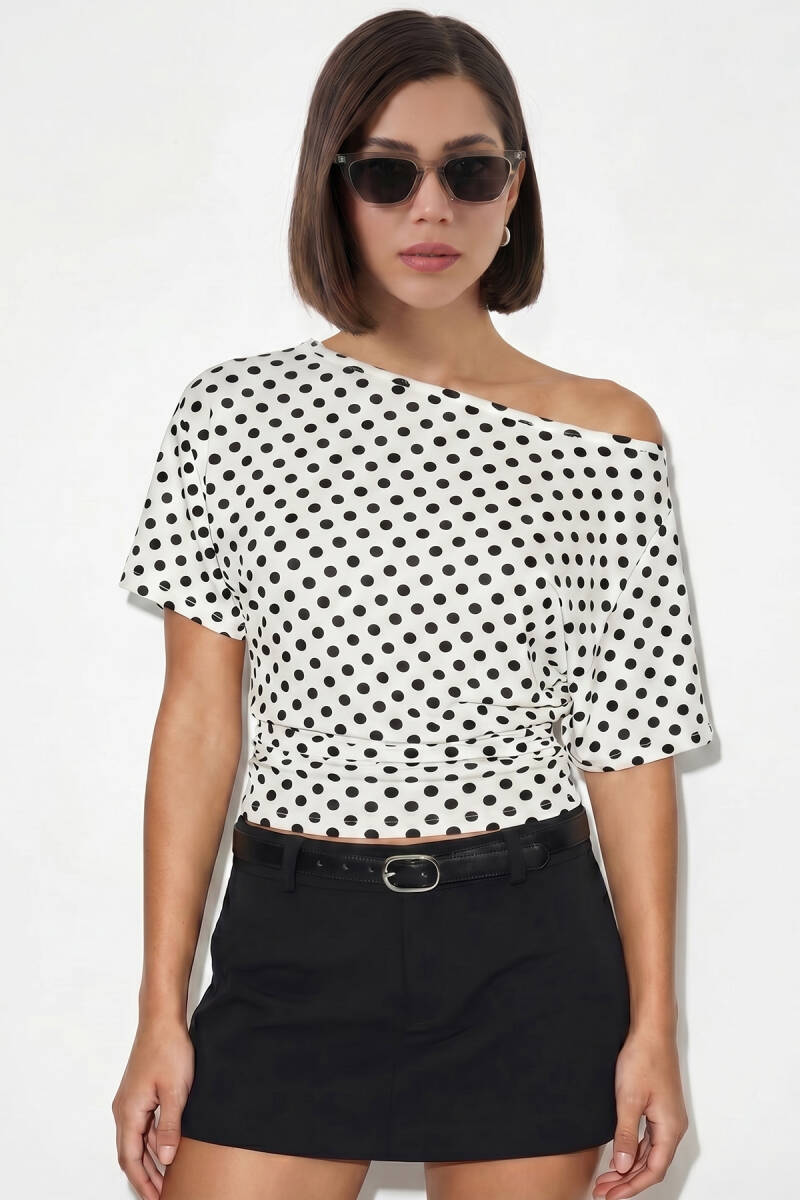 Kadın Oversize Puantiyeli Bluz 40020 - Beyaz - BİGDART