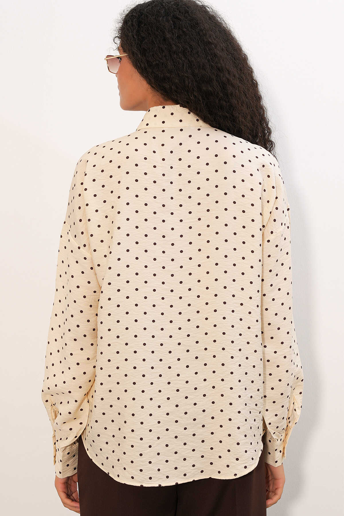 Kadın Oversize Puantiyeli Gömlek 20392 - Krem - 6
