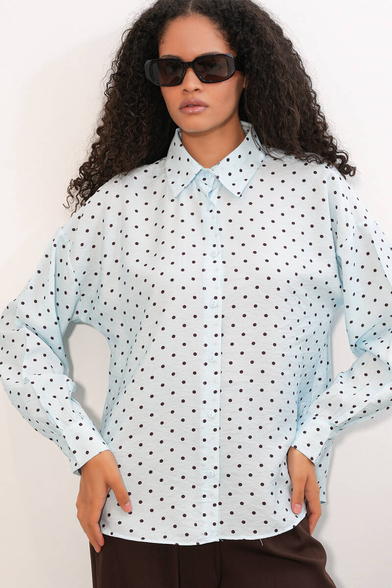 Kadın Oversize Puantiyeli Gömlek 20392 - Mavi (1)