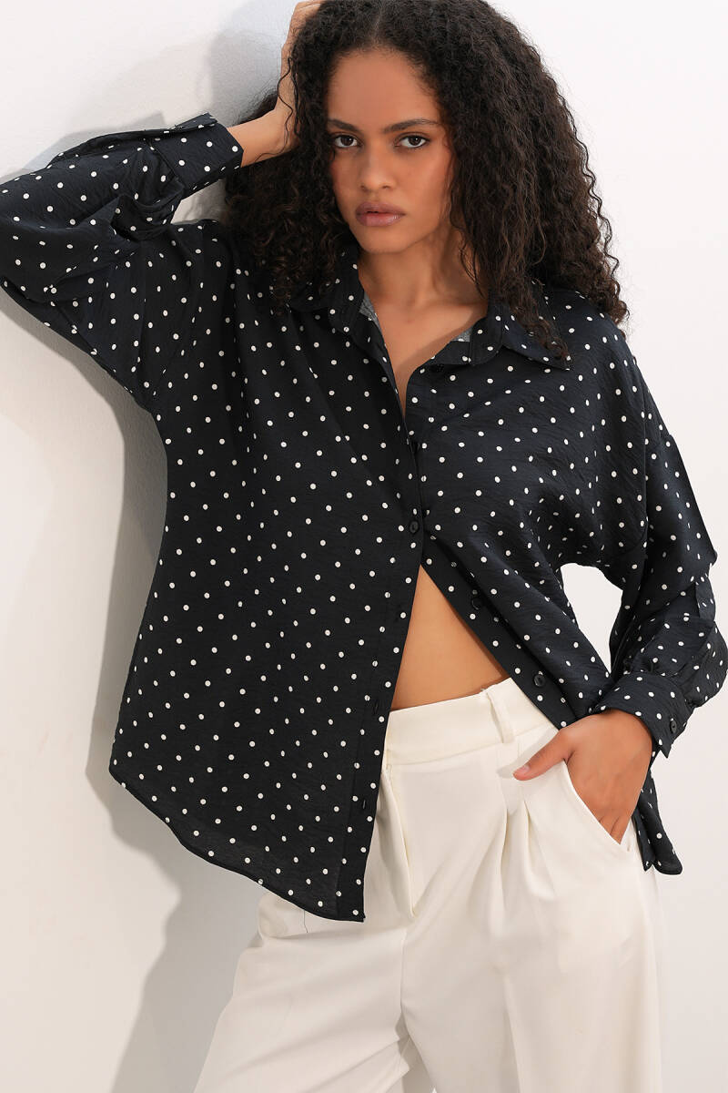 Kadın Oversize Puantiyeli Gömlek 20392 - Siyah - BİGDART