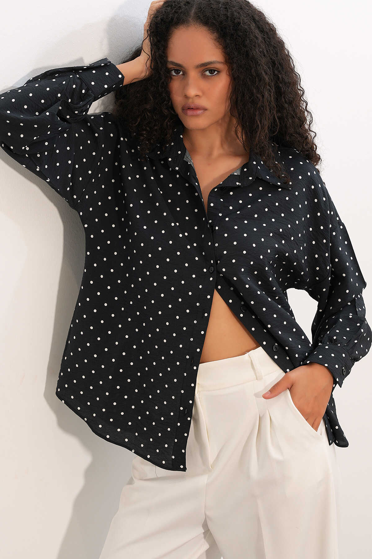 Kadın Oversize Puantiyeli Gömlek 20392 - Siyah - 1