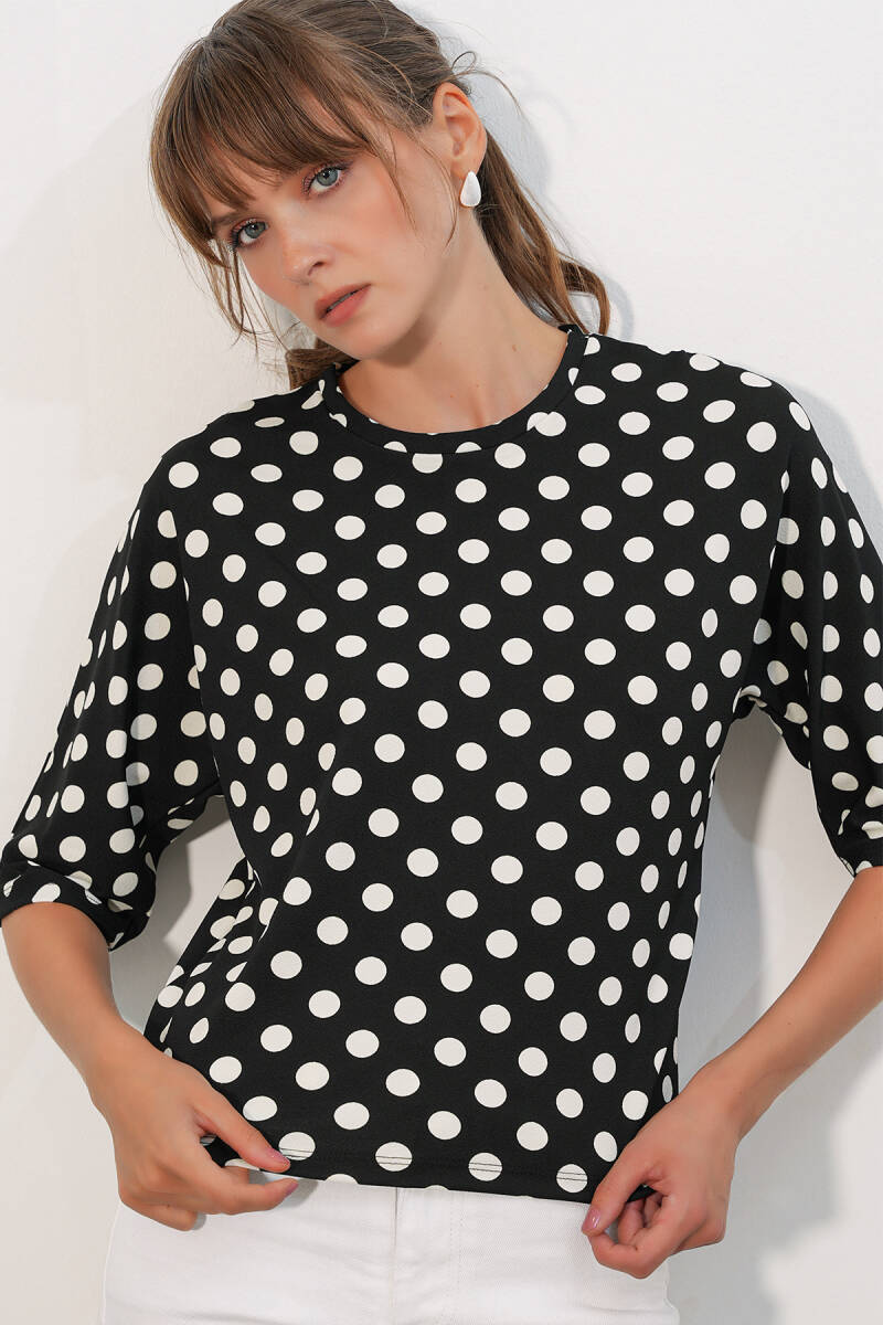 Kadın Puantiyeli Oversize Bluz 40010 - Siyah - BİGDART
