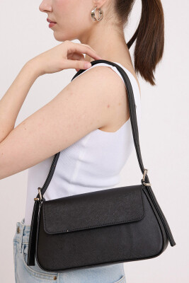 Kadın Siyah Kapaklı Baget Çanta 010169 - BİGDART