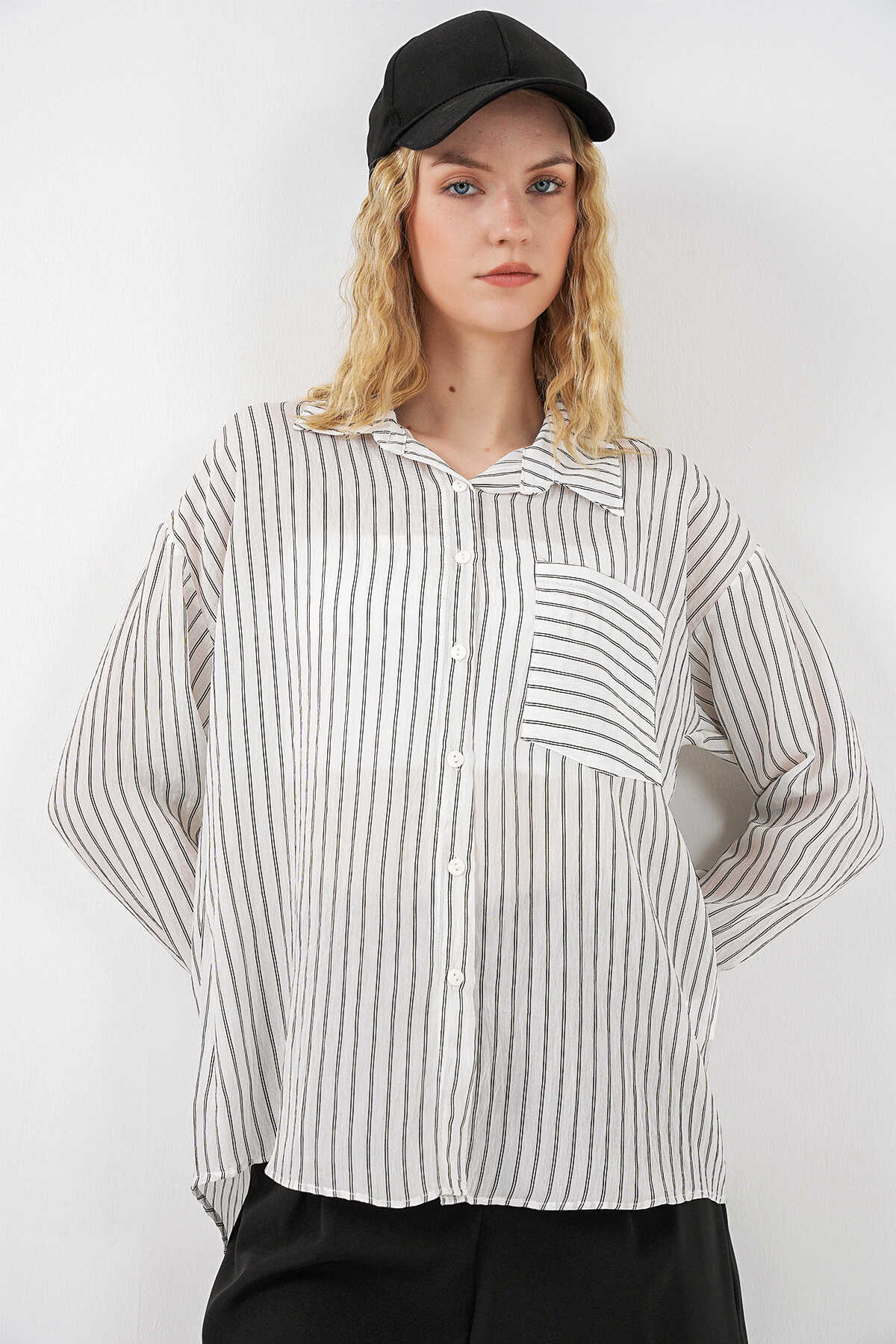 Kadın Tek Cepli Çizgili Oversize Gömlek 20375 - Beyaz - 3