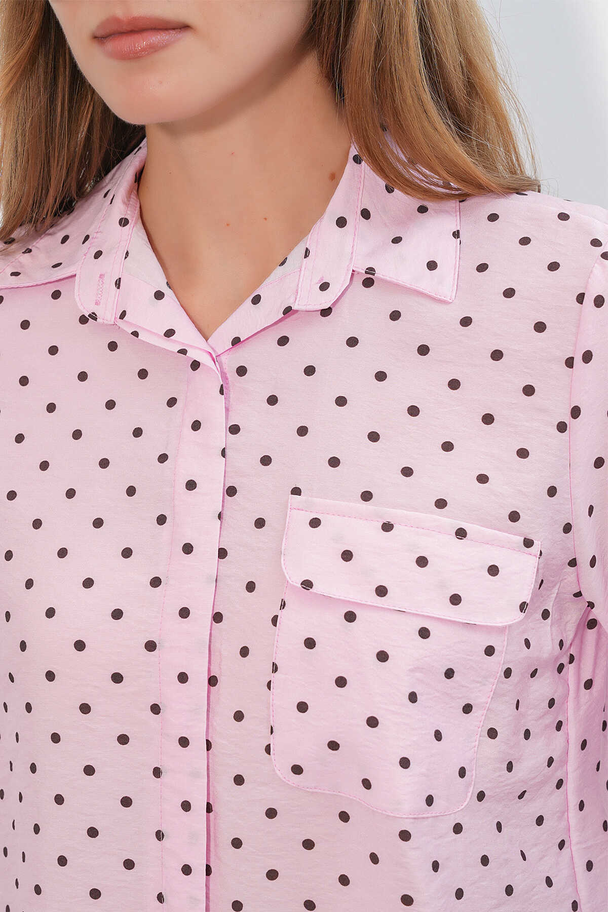 Kadın Tek Cepli Puantiyeli Oversize Gömlek 20399 - Pembe - 5
