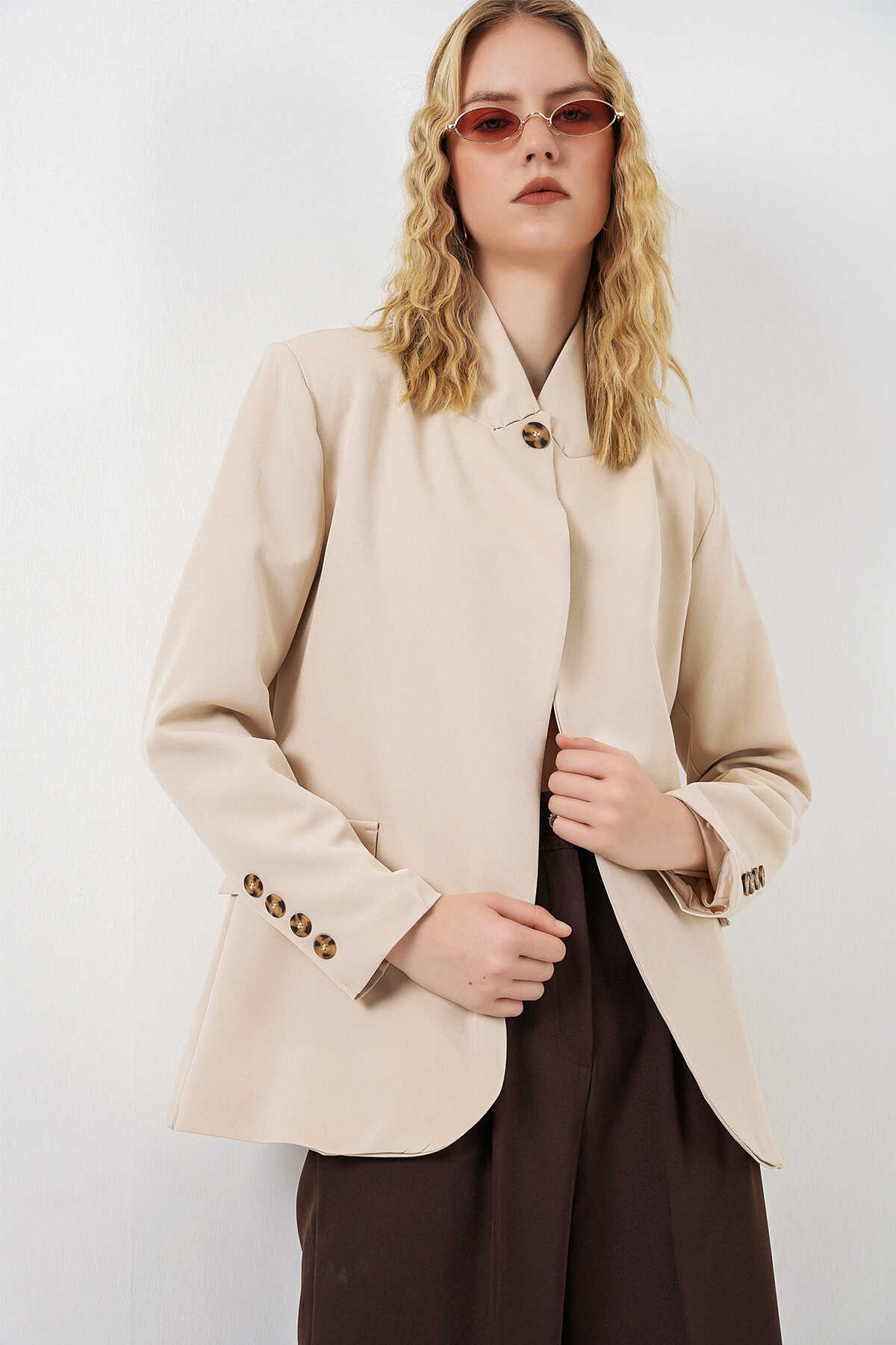 Kadın Tek Düğmeli Oversize Blazer Ceket 0749 - Bej - 1