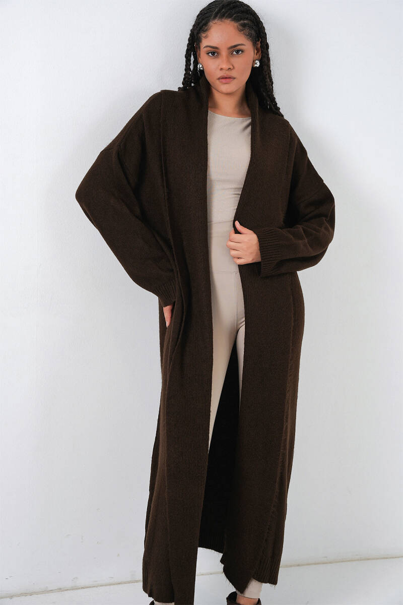 Kadın Uzun Oversize Triko Hırka 15924 - Kahverengi - BİGDART