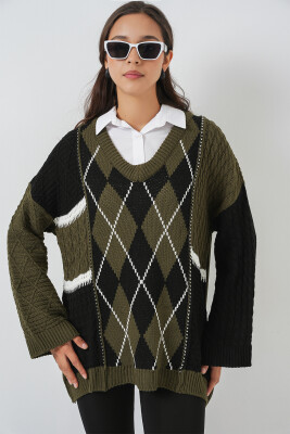 Kadın V Yaka Desenli Triko Kazak 15933 - Haki 