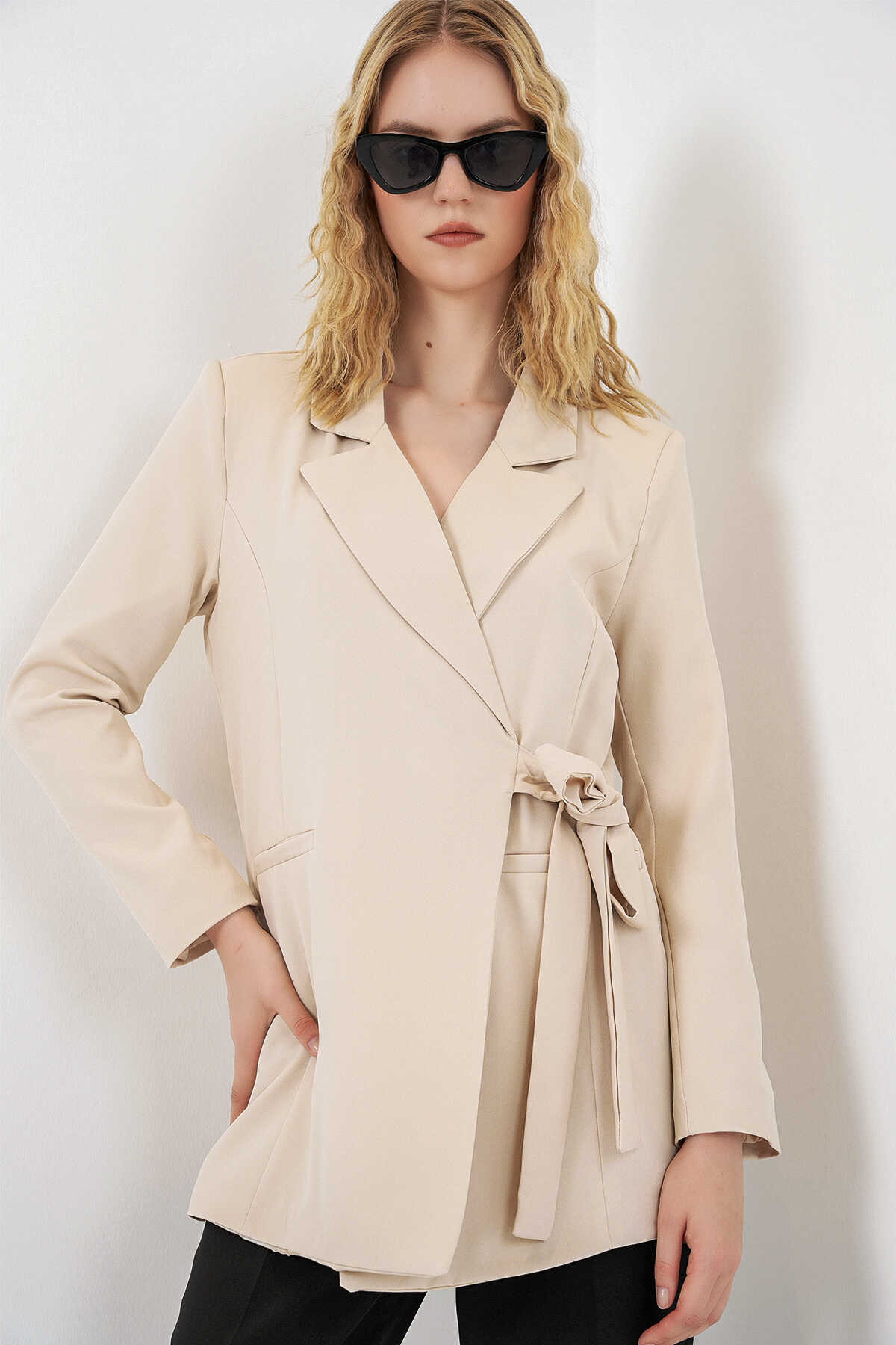 Kadın Yandan Bağlamalı Blazer Ceket 0750 - Bej - 1