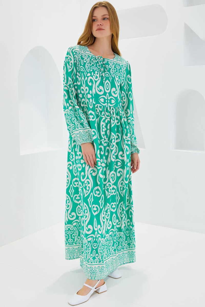 Kadın Yeşil Ekru Desenli Uzun Viskon Elbise 1947 - BİGDART