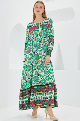 Kadın Yeşil Kırmızı Desenli Uzun Viskon Elbise 1947 