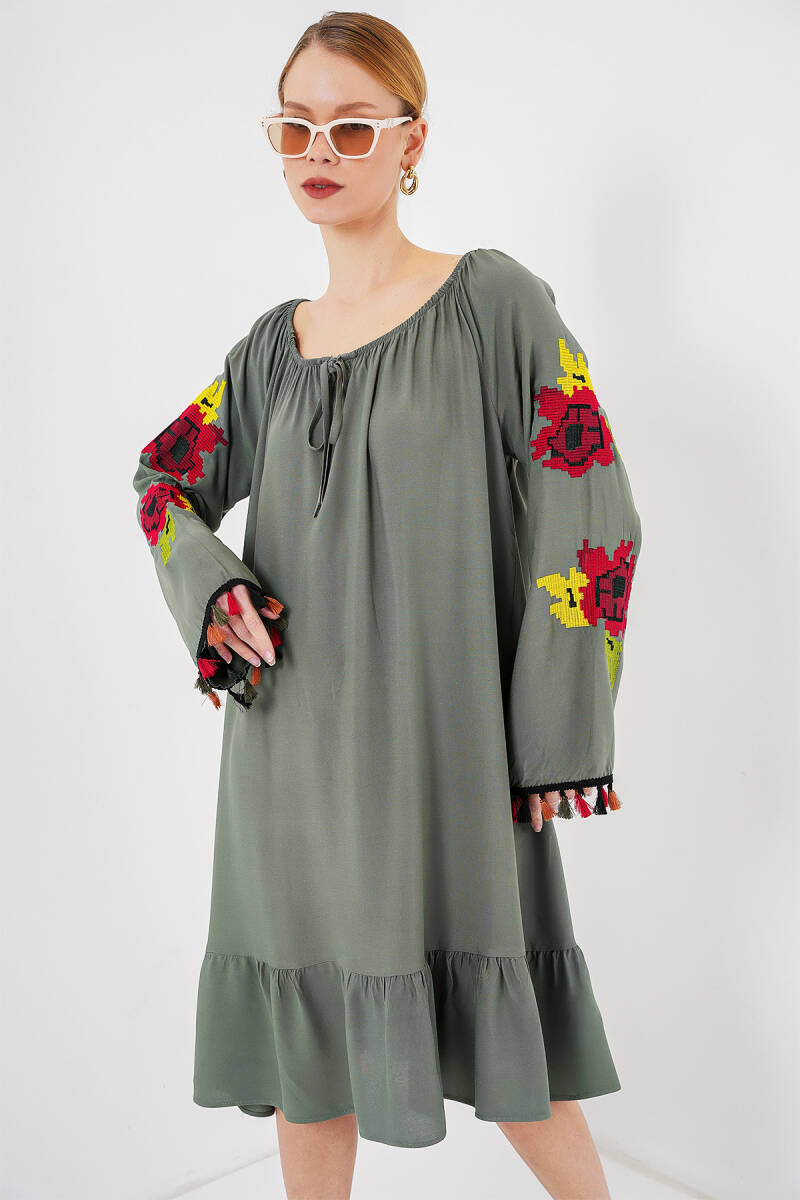 Nakışlı Midi Elbise 2531 - Haki - BİGDART