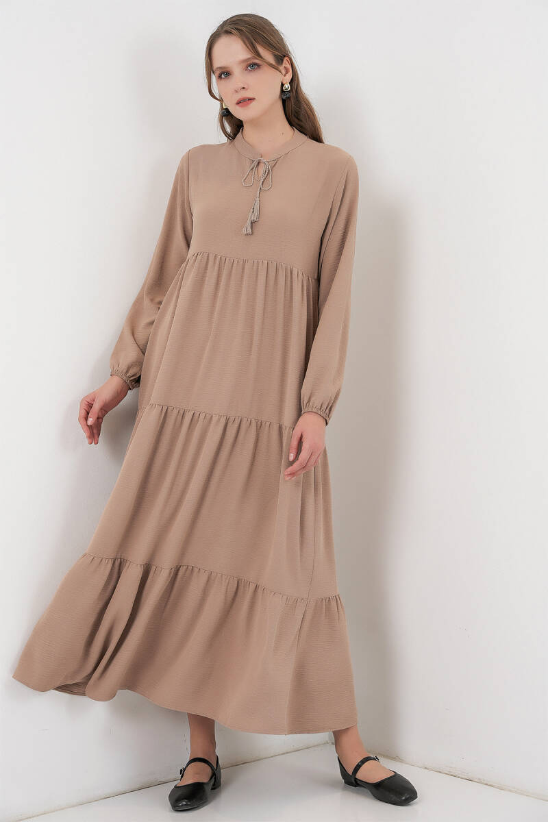 T1627 Yaka Bağcıklı Elbise - Y.Bej - BİGDART