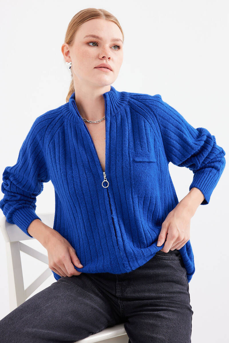 Triko Yelek Kombini Nasıl Olmalıdır?