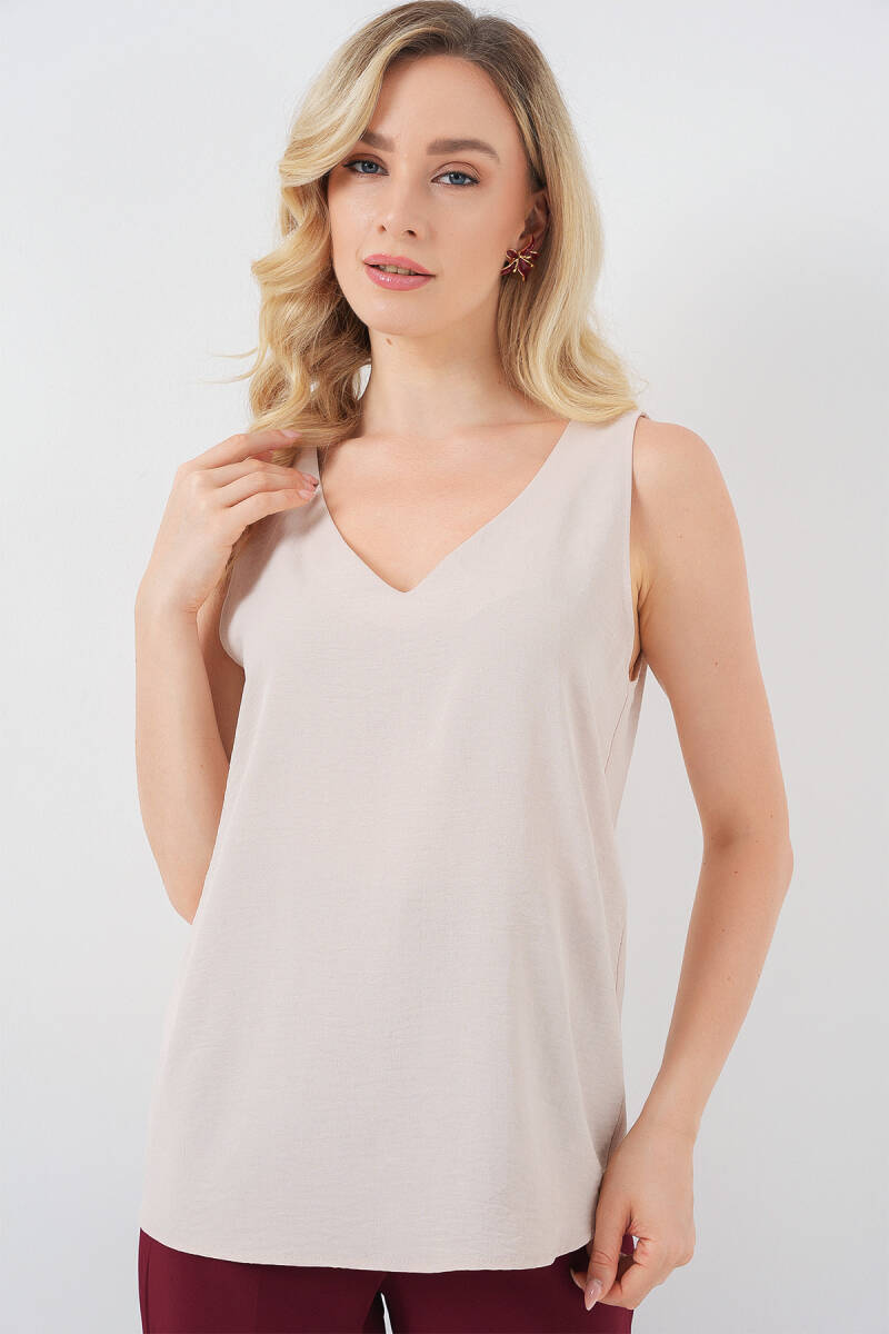 V Yaka Sıfır Kol Bluz 950 - Krem - BİGDART